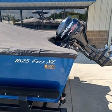 Lund Boats 1625 Fury XL SS