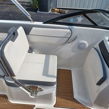 Bayliner VR5 BOWRIDER