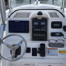 Sea Fox 246 Commander