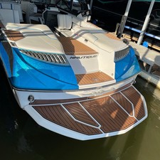 Super Air Nautique G23
