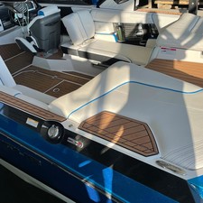 Super Air Nautique G23