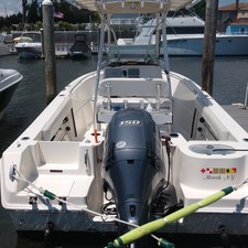 Sailfish 220 CC