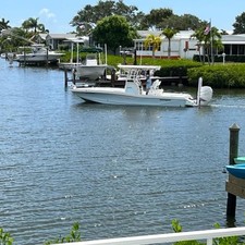 Ranger boats 2400 bay