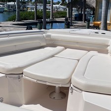 Grady-White Canyon 376