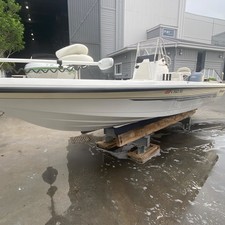 Ranger boats 2400 bay