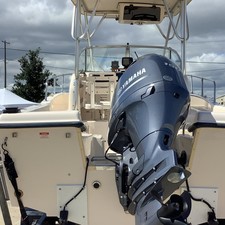 Grady-White Adventure 208