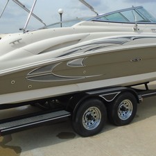 Sea Ray 270 SUNDECK
