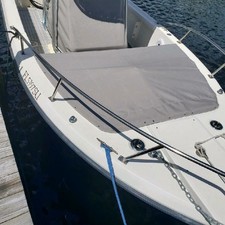 Pursuit 2870 center console