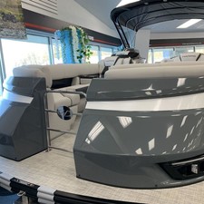 Premier Pontoons Grand Isle 250
