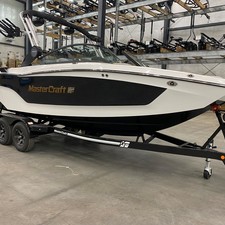 Mastercraft XT22