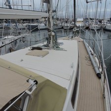 Amel Santorin Sloop