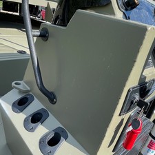 Tracker Grizzly 1860 MVX CC Sportsman