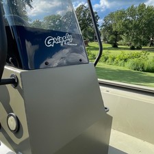 Tracker Grizzly 1860 MVX CC Sportsman