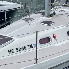 Catalina 387
