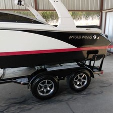 Four Winns H21
