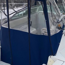 Glacier bay isle runner blue hull 2670