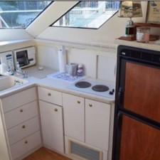 Silverton 352 Motor Yacht