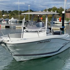 Jeanneau Cap Camarat 7.5 CC Serie 2