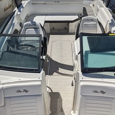 Sea Ray SPX 230