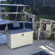 Transpacific marine co ltd transpac eagle 32 pilothouse