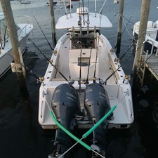 Pursuit 2870 center console