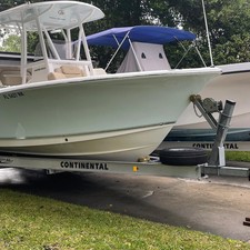Sea Ray hunt ultra 211
