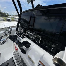 288 Sea Fox Commander