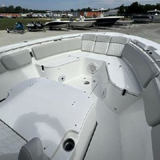 288 Sea Fox Commander