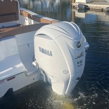 Sea Ray hunt ultra 211