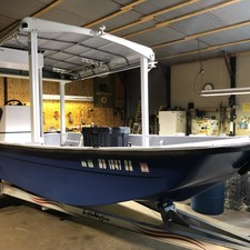 Great white 10m open bow