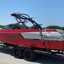 Malibu Wakesetter 24 MXZ