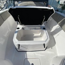 288 Sea Fox Commander