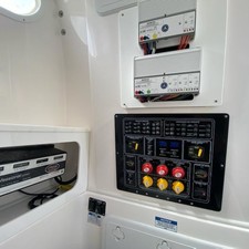 288 Sea Fox Commander