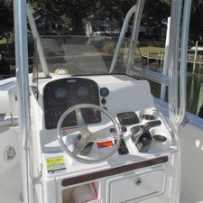 Sea Ray hunt ultra 211
