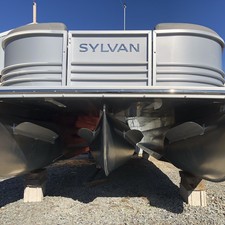 Sylvan S3 CLZ DH Tritoon - In Stock