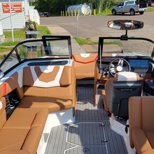 Super Air Nautique G23