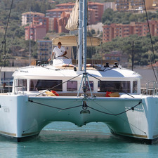 Lagoon 450 Fly