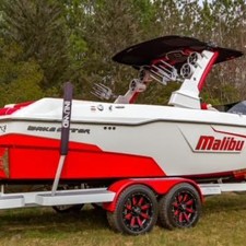 Malibu Wakesetter 25 LSV