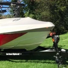 Malibu Wakesetter 22 VLX