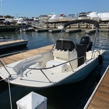 Boston Whaler 170 Montauk