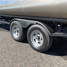 Sun Tracker Fishin Barge 24 XP3