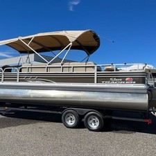 Sun Tracker Fishin Barge 24 XP3