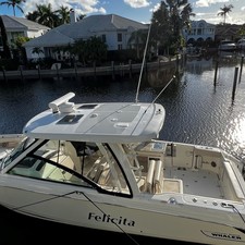 Boston Whaler 320 Vantage