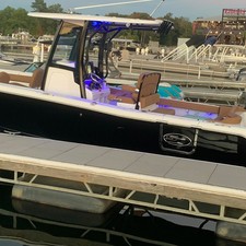 Sea Ray hunt ultra 211