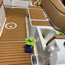 Sea Ray hunt ultra 211