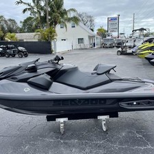 Sea-Doo RXP-X 300