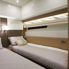Prestige 560