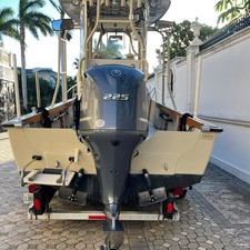 Boston Whaler 320 Outrage Cuddy Cabin