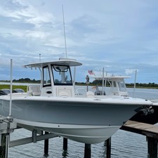 Sea Ray hunt ultra 211