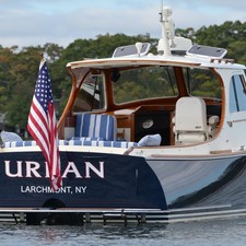 Hinckley Picnic Boat Classic